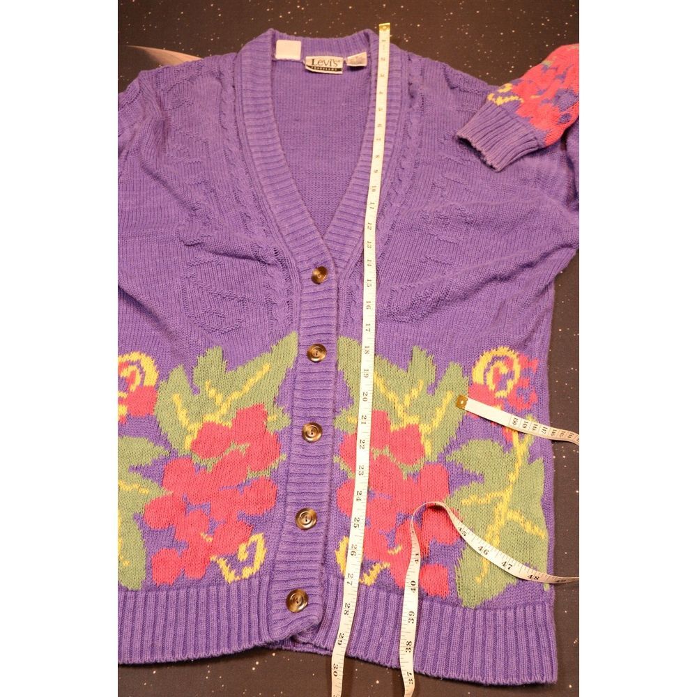 Vintage Levis Travelers Cardigan Sweater Flower Berries Taylor Women Size Medium - Picture 7 of 7